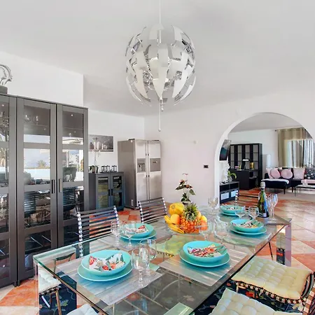 Casa Paraiso